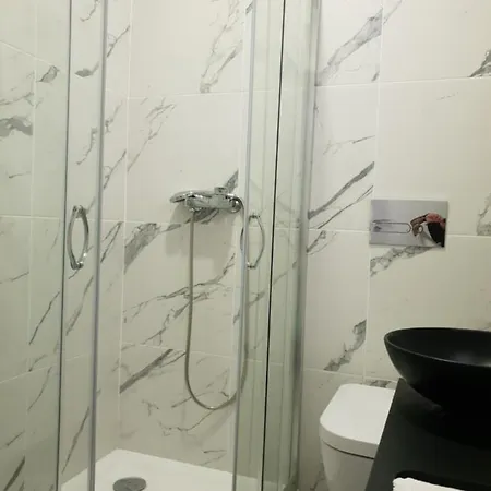Henriqueta Maia Suites- Guest house